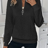 Amy | Sweater with Zipper