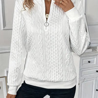 Amy | Sweater with Zipper