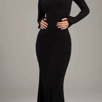Noire｜Turtleneck Maxi Dress